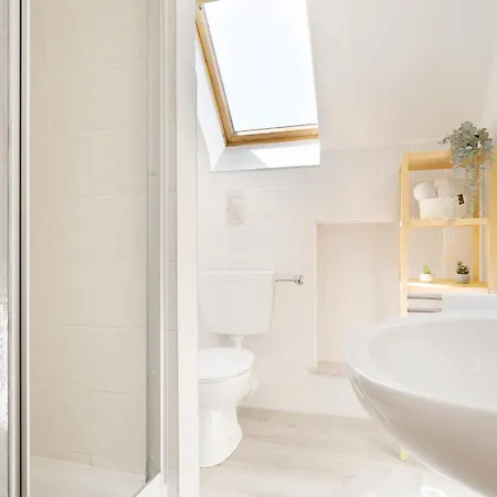 Daire Gaestehaus Sulsdorf 9